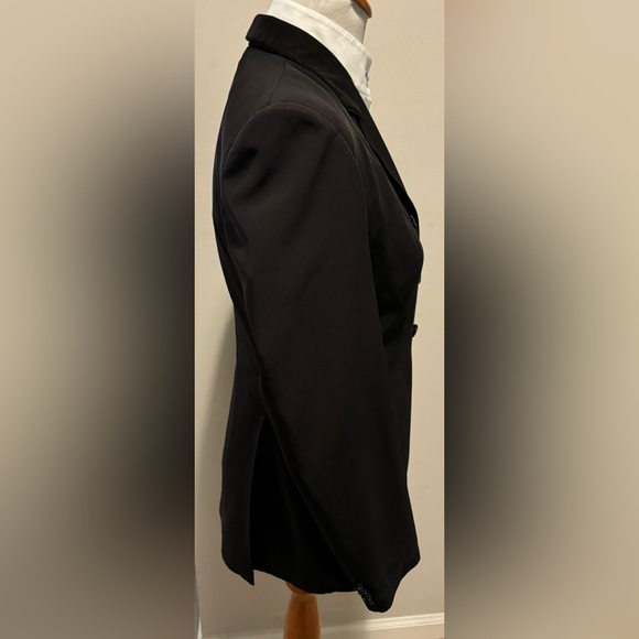 Grand Prix Show Jacket.Washable Show Jacket.Fabric 69. 95% Polyester 5% Spandex. - Picture 3 of 8